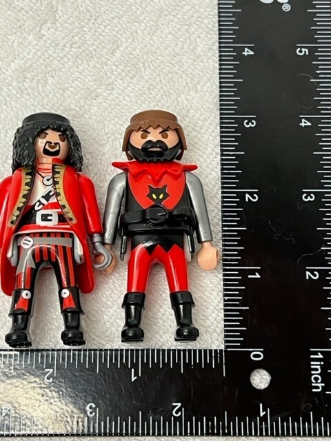 Playmobil Pirate Island Captain Hook AND Unicorn & Dragon Knight 2