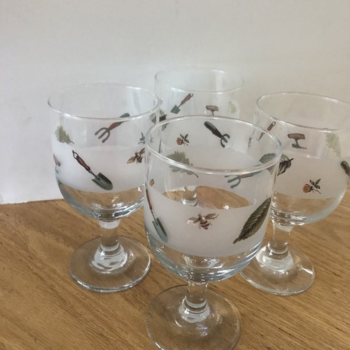 Set of 4 1996 Pfaltzgraff Naturewood 6” Frosted Glass Goblets - Picture 2 of 4