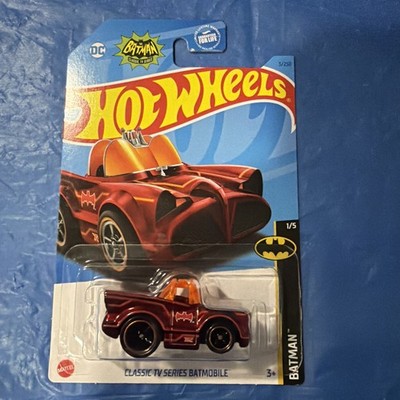 HOT WHEELS 2021 Classic Tv Series Batmobile tooned SUPER TREASURE HUNT - MINT