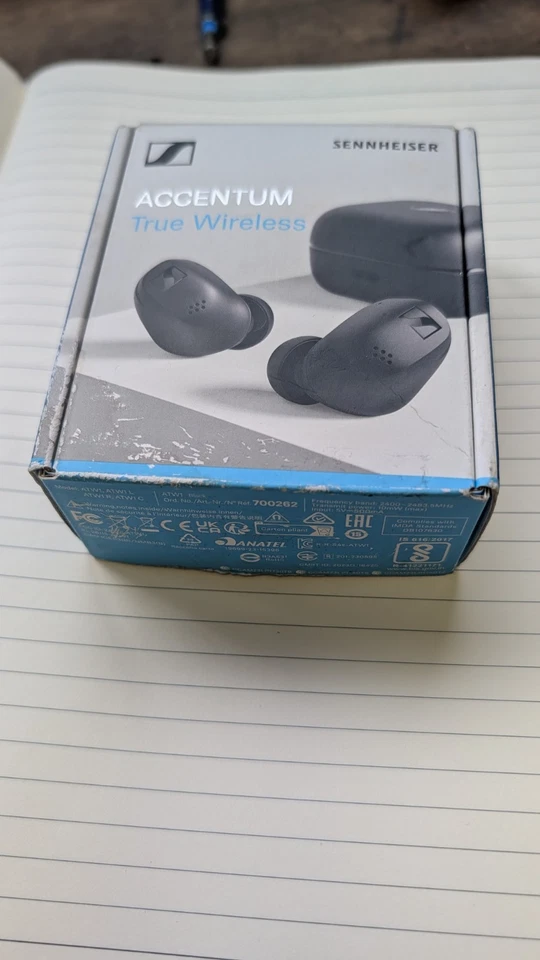 Sennheiser Accentum Wireless, photo 1 of 5