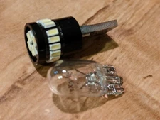 2 LIGHT BULBS LED for Singer 9130 9133 9137 9143 9210 9217 9224 9240 White 8410