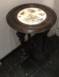 Herrenhausmöbel Wächtersbach Beistelltischchen Gründerzeit Historismus