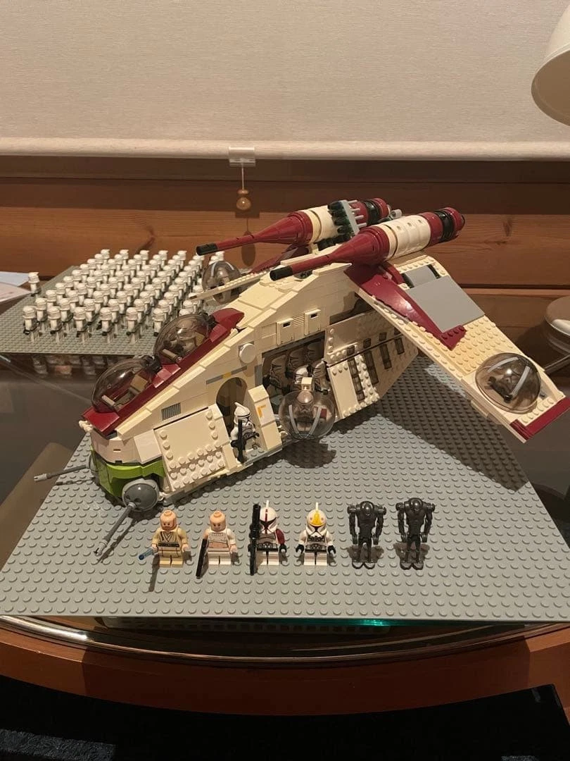 Anakin Skywalker Republic Gunship LEGO (R) Complete Sets & Packs