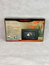 NEXTAR 7-Inch Digital Photo Frame with Slide Show Function Black  Silver Frame