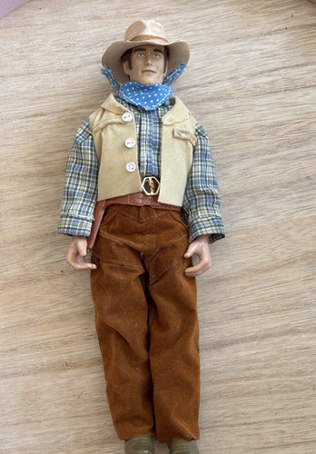 Rare Ltd Edition 1997 Best of the West Rawhide Rowdy Yates Clint Eastwood Figure
