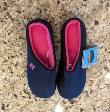 RockDove Women's Original Two-Tone Memory Foam Slipper Black / Pink size US 5-6