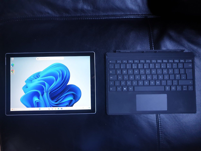 Surface Pro 7　i5-1035G4 /8GB /SSD256GB 18553312-b7a5-4ed8-aae3-