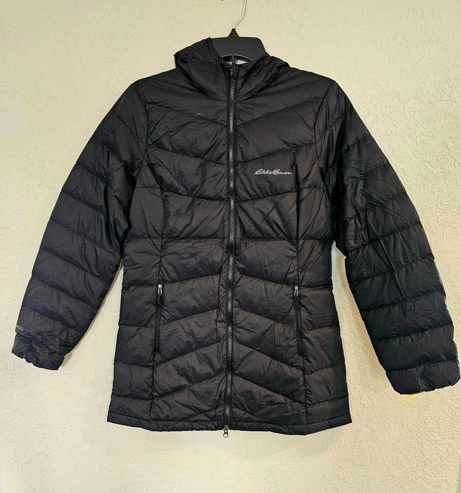 Abrigo Eddie Bauer con capucha acolchado acolchado longitud media peso ligero para mujer Foto 2 de 4