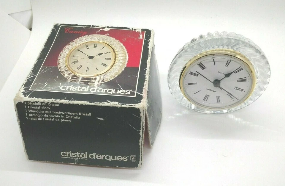 Genuine Lead Crystal Quartz Clock Round Desk Style Mantel or Bedside Clock - Image 4 of 4