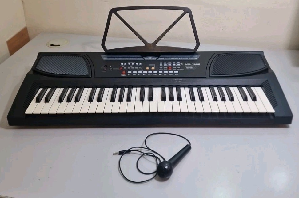 Gear4music MK-1000 54-Key Portable Keyboard
