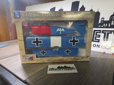 New Ray Fokker D.VII Biplane Airplane Model Kit-NEW