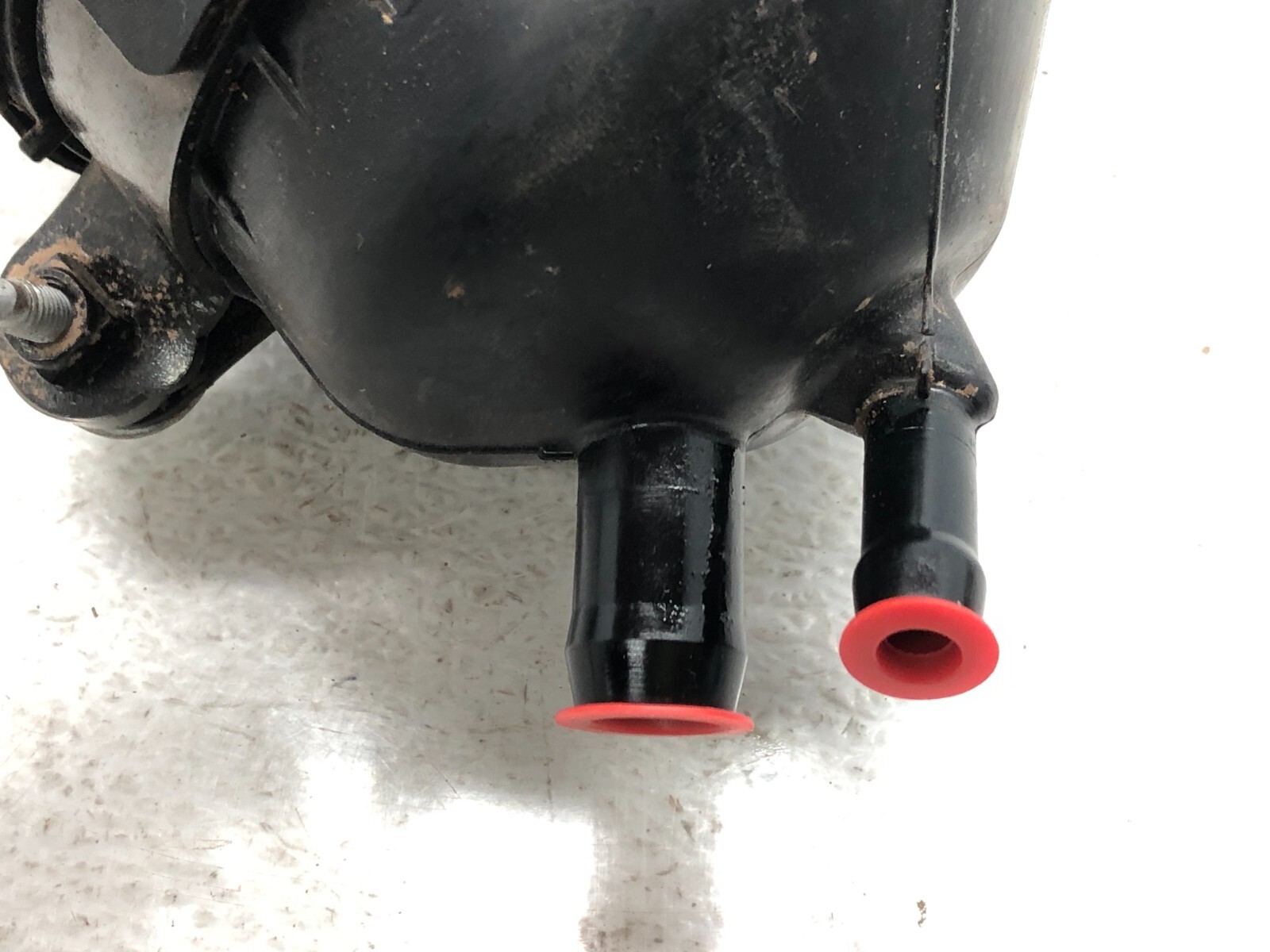 2014-2018 BENTLEY FLYING SPUR 4.0L V8 POWER STEERING FLUID RESERVOIR OEM