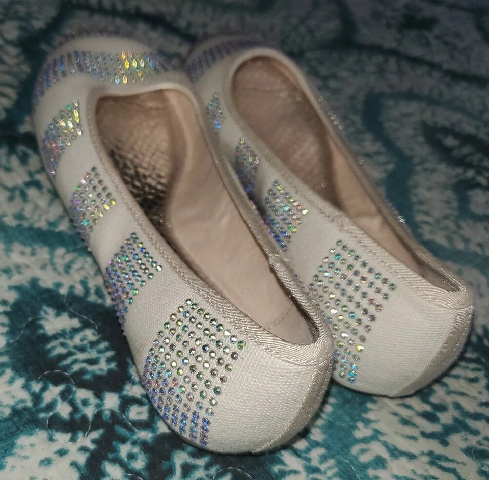 GB Niñas Ballet Blanco Plano Con Estrás Irradescente y Plantilla Plateada (U) Foto 4 de 4