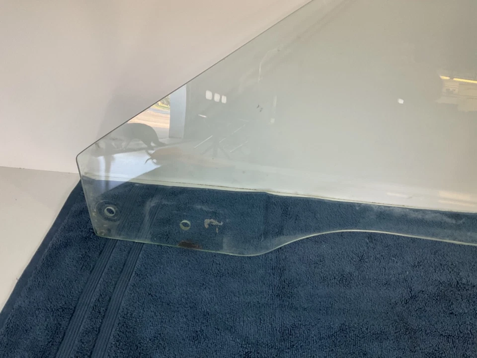 Ventana de cristal puerta izquierda Ford Torino GT 70 71 Fastback Cobra Foto 2 de 4