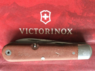 VICTORINOX SCHWEIZER ARMEE MESSER MILITÄRMESSER TASCHENMESSER GESTEMPELT
