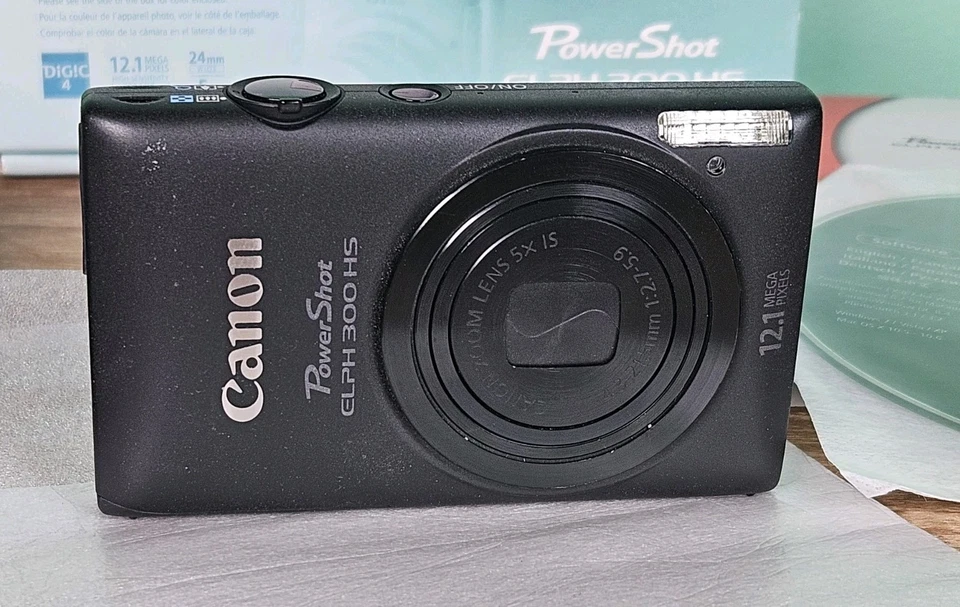 Canon PowerShot Elph 300 HS 12.1MP Digital Camera w/5x Zoom with Extras - Image 2 of 4