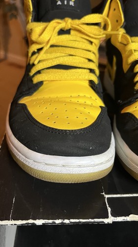 Used Nike Air Jordan 1 toe sz 10 Men 316132 991 New Love BMP Yellow Mid Wu Tang - Picture 9 of 21