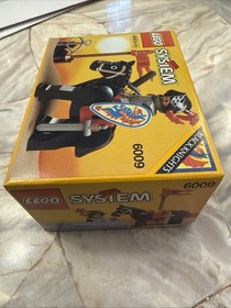 LEGO Castle: Black Knight (6009) MINT SEALED BOX