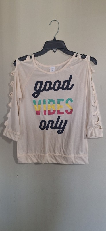 Arizona Jean Co Girls Ivory Graphic Print Bow Sleeve T-Shirt L Plus Good Vibes