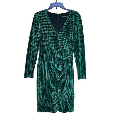 green emerald velvet dress Amazon.com: Olaesa Women's Dark Green Velvet Long Sleeve Midi Dress Wedding  Guest Sweetheart Neck Cocktail Party Formal Dresses : Clothing, Shoes &  Jewelry main image 1