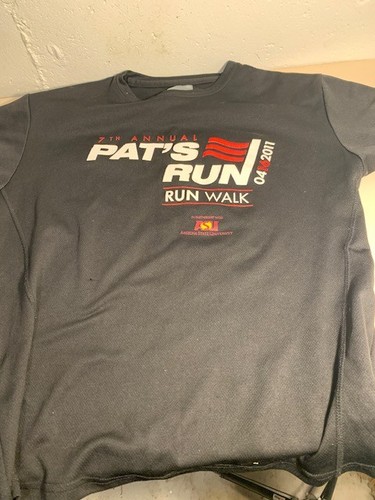Pat's Run 7th Annual Pat Tillman Foundation Run T-Shirt Small Honor 42 2011