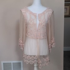 coco + jaimeson Womens Pink Sheer Floral Embr...