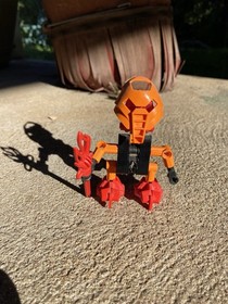 Lego Bionicle Turaga Vakama 8540 2001 Incomplete