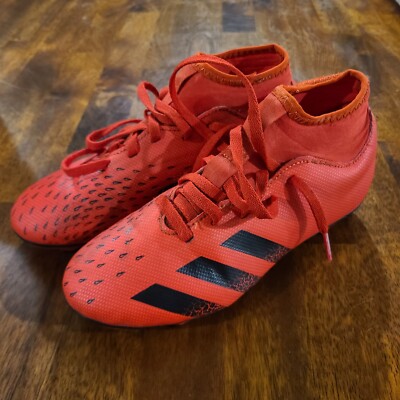 Adidas Predator Freak 4 FG  Soccer Cleats Youth Size 2.5 Red Athletic Football