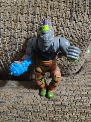 Vtg TMNT 1991 Machine Gunnin’ Rocksteady With Accessory Wacky Action Turtles