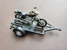 Maisto Harley-Davidson Tow & Show Trailers 1:18 2000 FXDL Dyna Low Rider