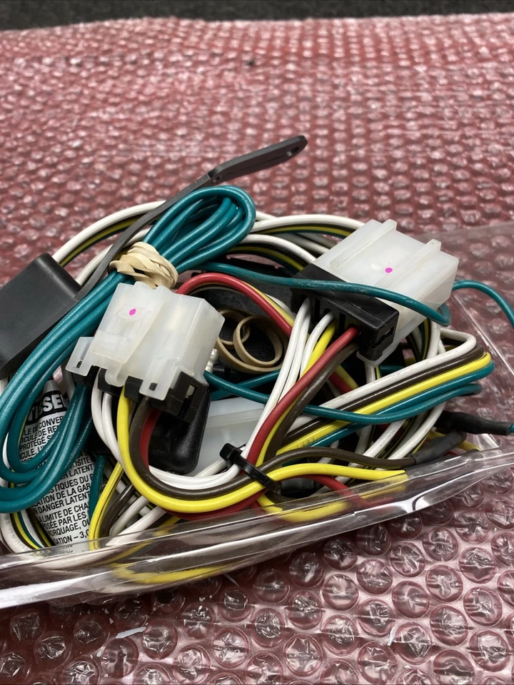 Cableado 4 planos personalizado de vehículo a remolque CURT 55353 para Nissan Pathfinder, camioneta Foto 3 de 4