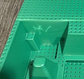 Lego 10176 Green Castle Baseplate Raised 32 x 48 Corner Pits Rock Path