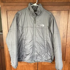 The North Face Mens Light Puffer Jacket Gray. Size small. Outdoors, Hiking, Walk