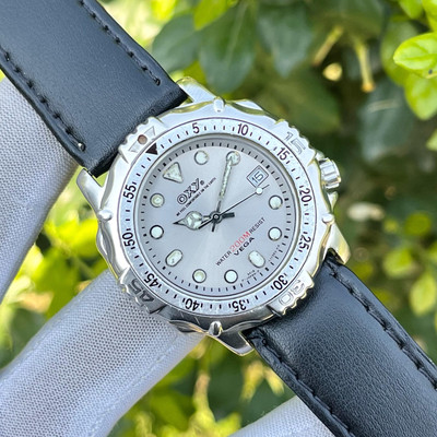 Vintage Citizen OXY Vega Sunburst Diver 200 M Japan Men Quartz