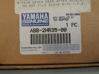 NOS Yamaha Rhino Rubber Floodlight Spotlight OEM 12V Plug Genuine ABA-2HR35-00