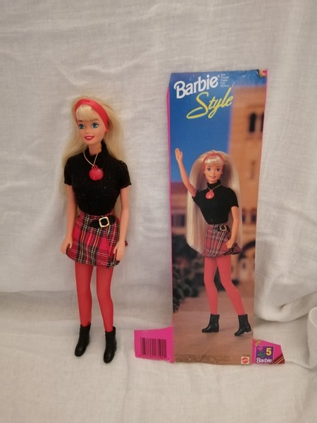 Barbie Style 1996 School spirit Mattel
