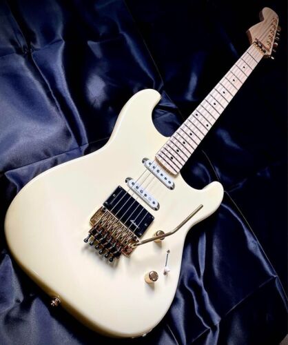 Charvel by Jackson Model-3 SSH Electric Guitar Pearl White with Hard case - Afbeelding 1 van 10