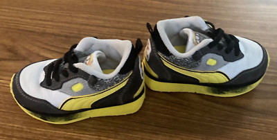 Puma X paw patrol kids sneakers sz 4c