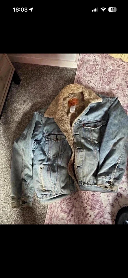 Levi's Standard Trucker Sherpa Lined Denim Button Jacket Blue Size L, photo 1 of 5