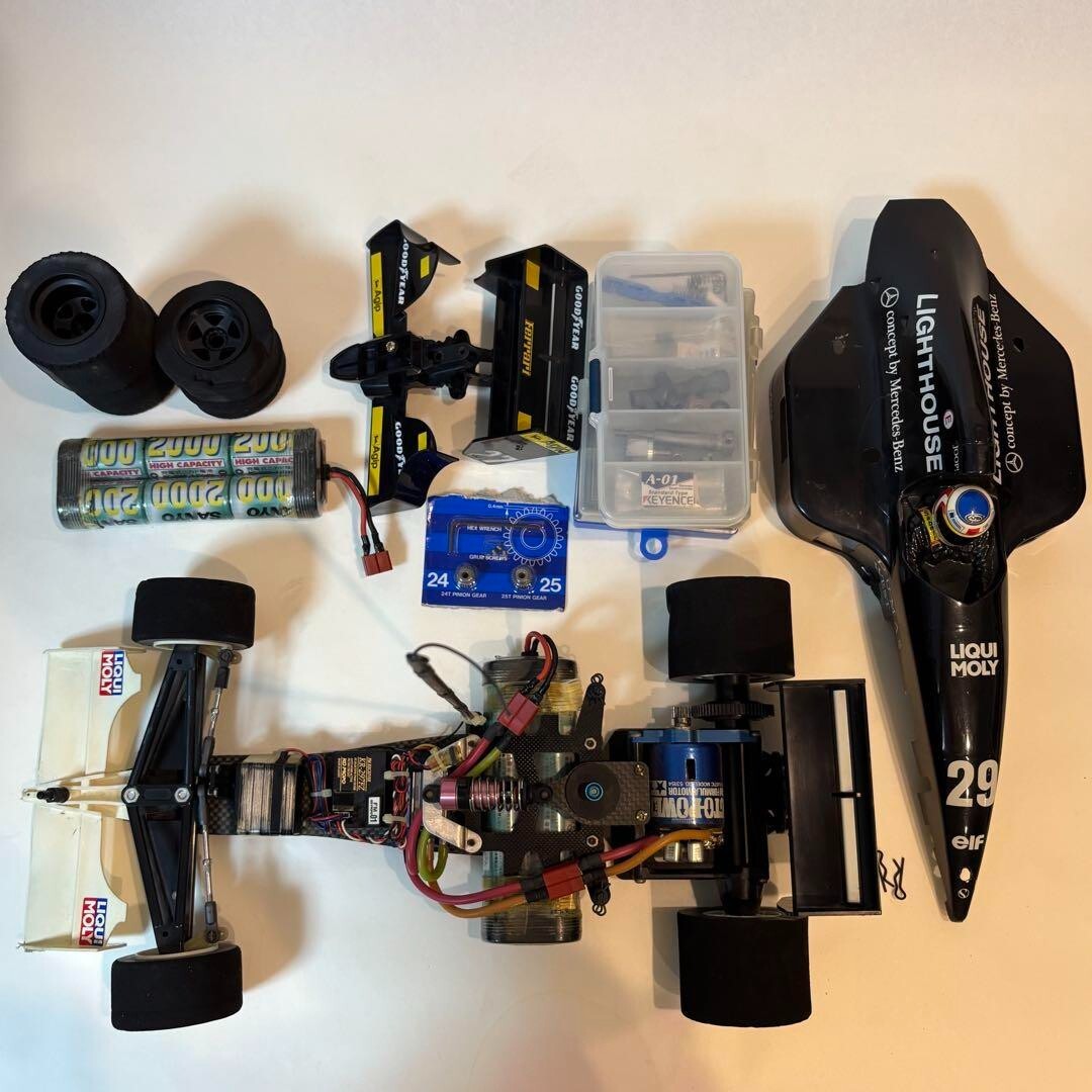 Tamiya F103 Vintage RC Car Radio Control F1 Car Set Tested Good