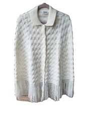 VTG 70s White All Acrylic Crochet Knit Cape Poncho Collar Buttons Fringe Hippy