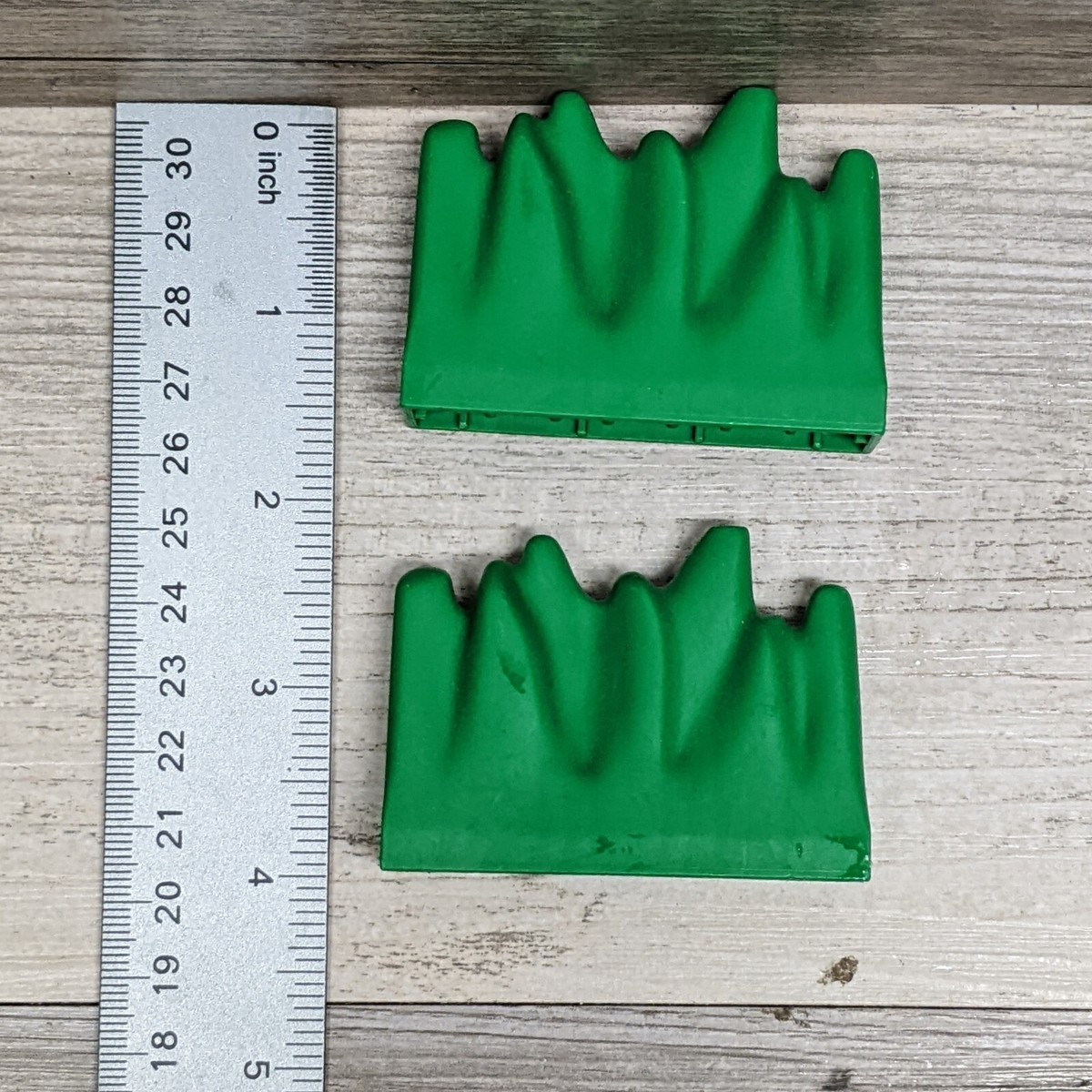 Lego Duplo GREEN GRASS Replacement Shrub House Accessory Lot of 2