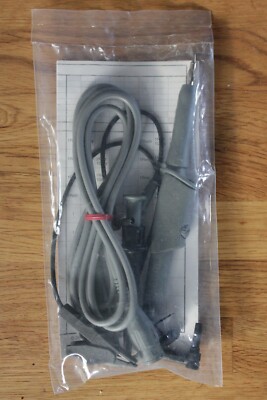  Fluke ''VPS200-G'', 10:1 Voltage Probe Set Gray, 200 MHz  