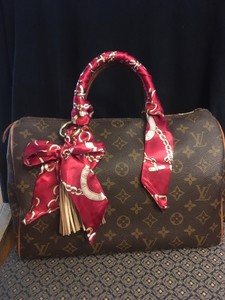 louis vuitton handle scarf