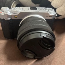 Fujifilm X-M5 Mirrorless Camera with 15-45mm Lens Silver Excellent Condition