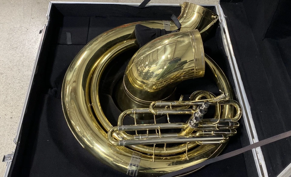 Sousáfono Schiller - Solo recogida Foto 3 de 4