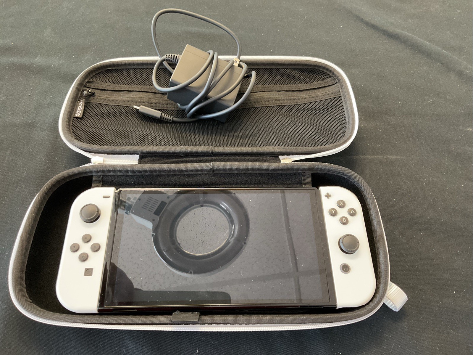Nintendo Switch OLED White Joy-Con No Dock