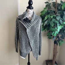 Elan Front Clasp Closure Striped Cardigan Black White Sz L