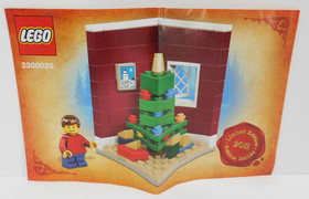 100% - 2011 LEGO 3300020 Christmas HOLIDAY SET #1 Home Tree Boy Child Minifigure