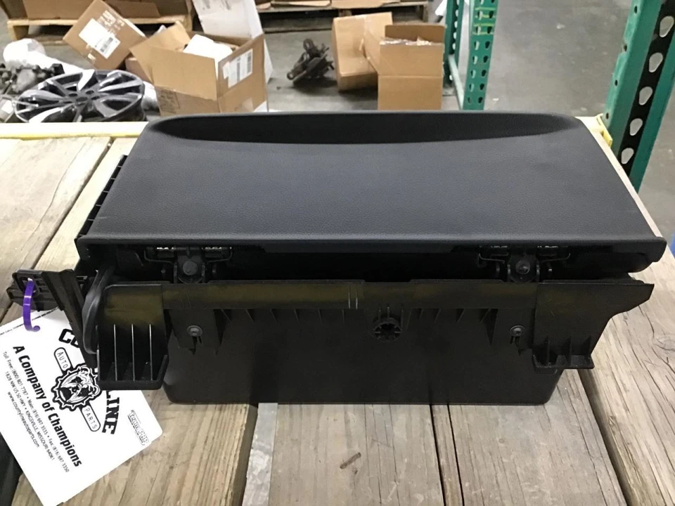 Console Front 217 Type S Models Coupe Floor Fits 15-17 MERCEDES S-CLASS 1013328 - Изображение 3 из 4